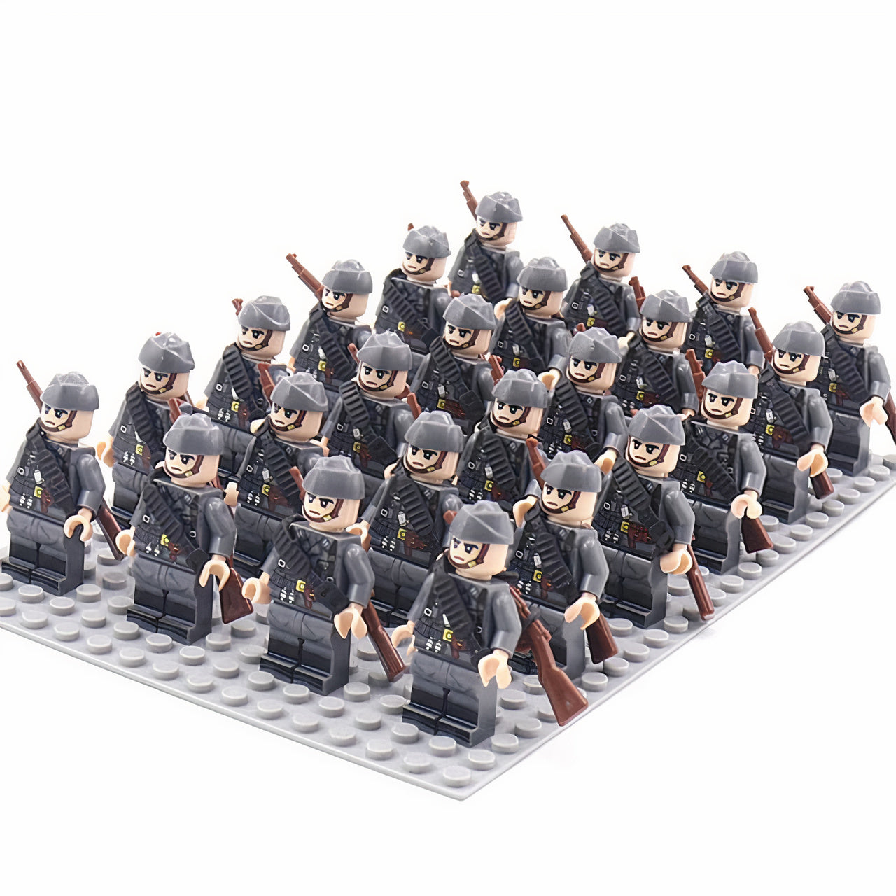 2nd Infantry Division German WWII Soldiers (24 Figures)